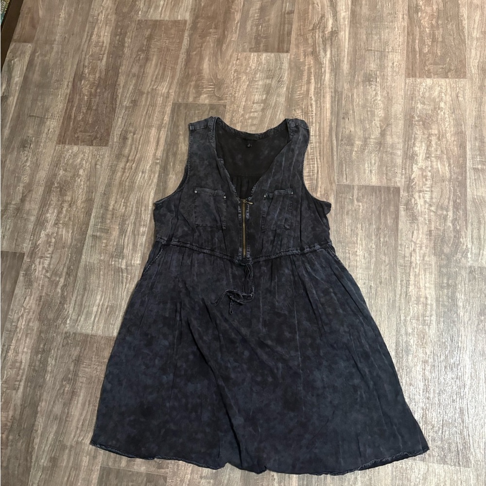 Torrid distressed dress